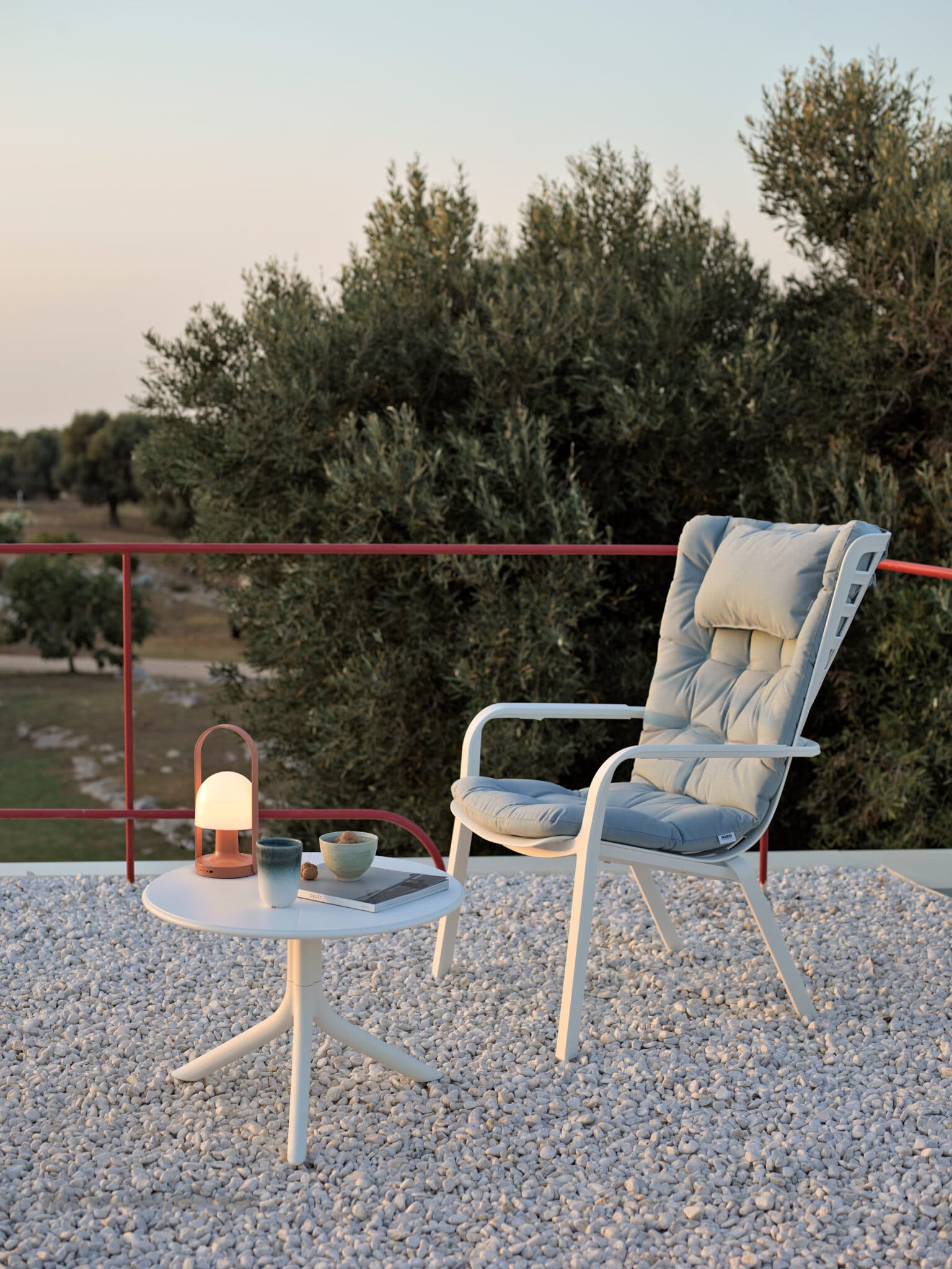 Nardi Folio Armchair