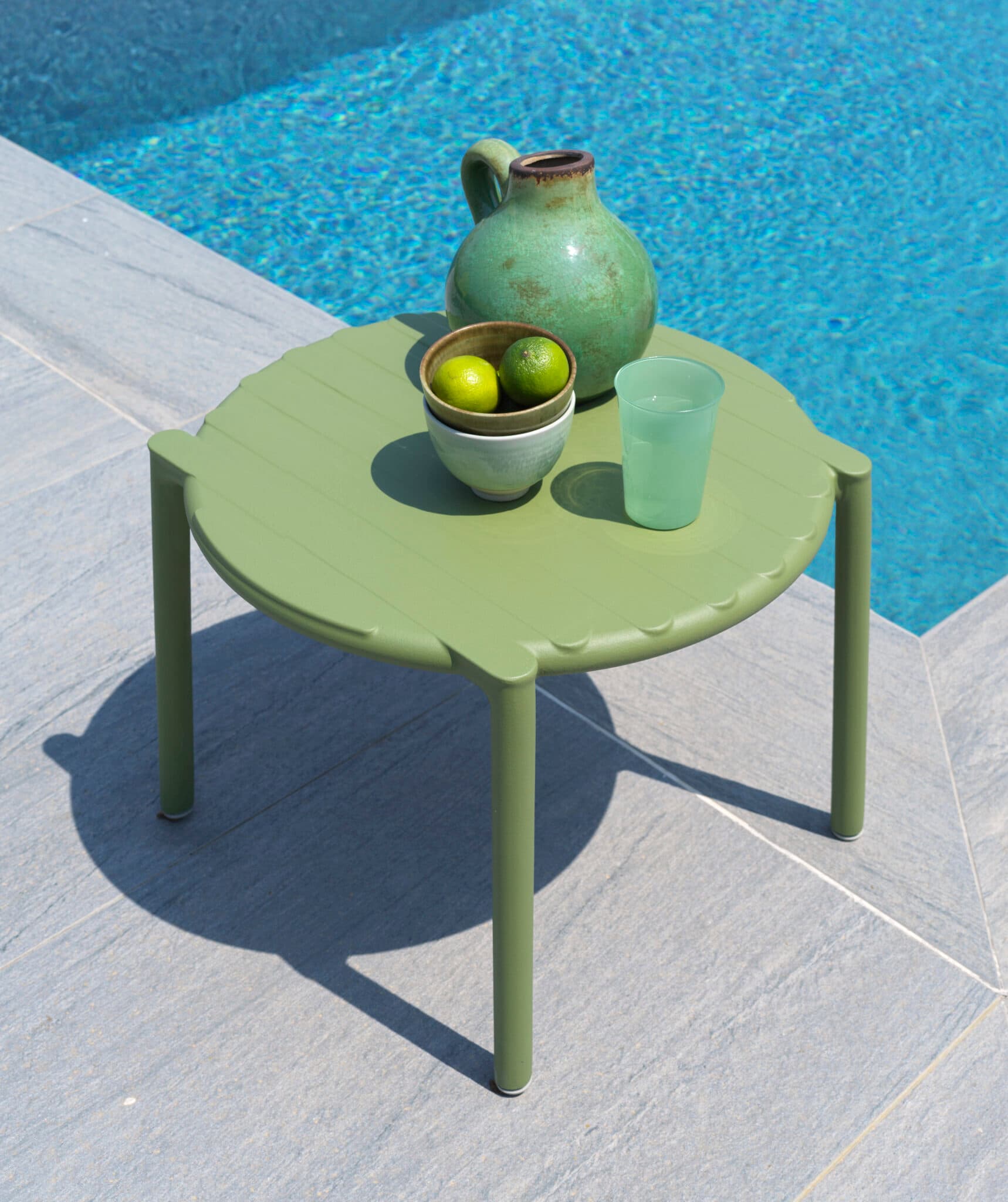 Nardi Doga Table