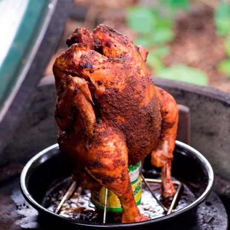 Asador De Pollo Lata Cerveza Big Green Egg