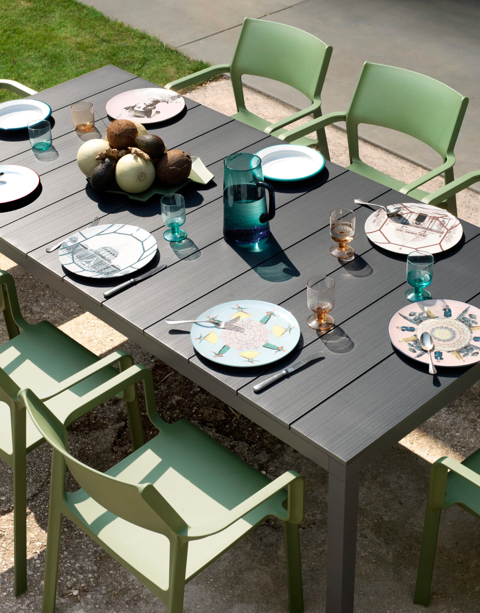 Rio 140 Extending Dining Table + Trill Armchairs Set Nardi