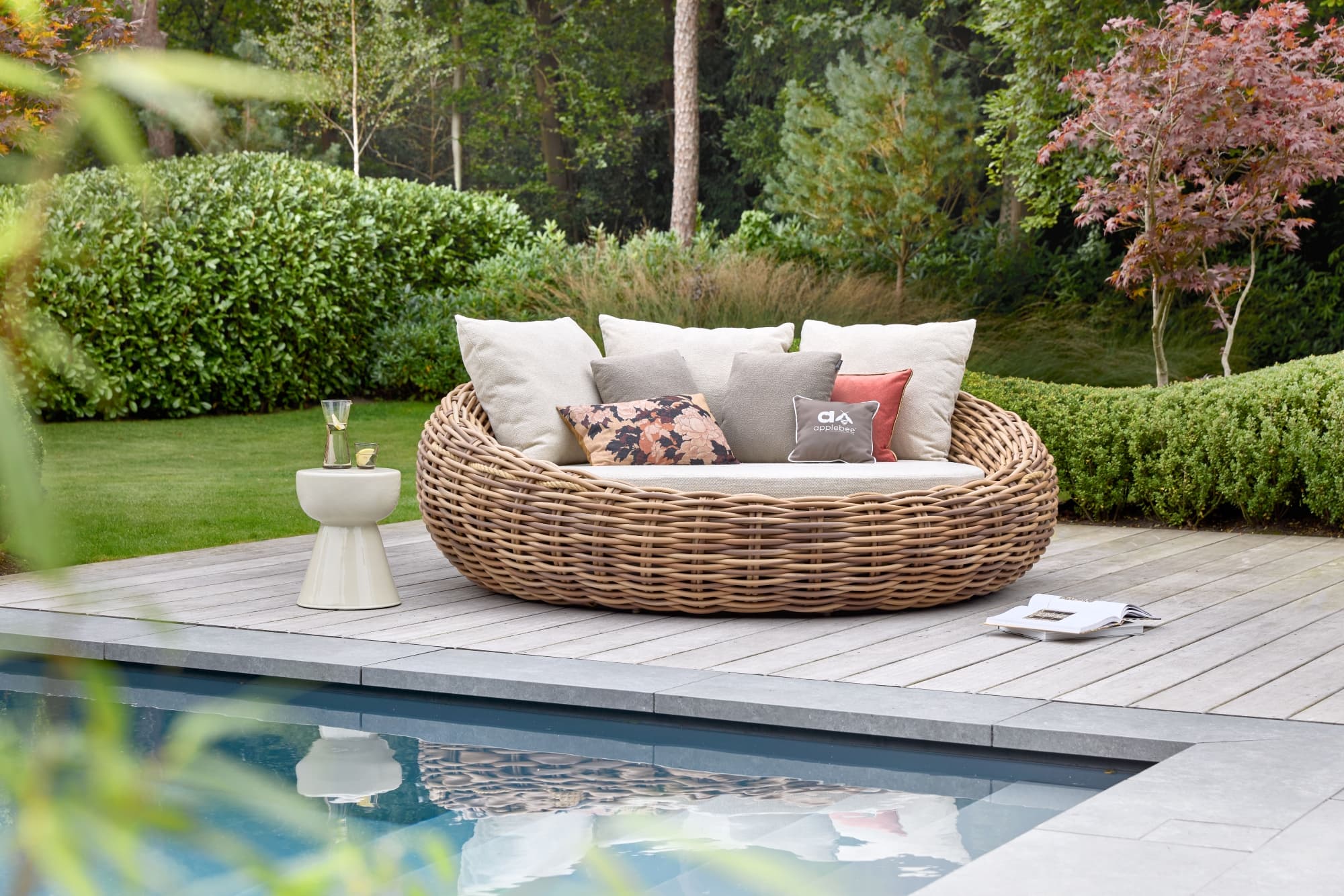 Applebee Cocoon Daybed