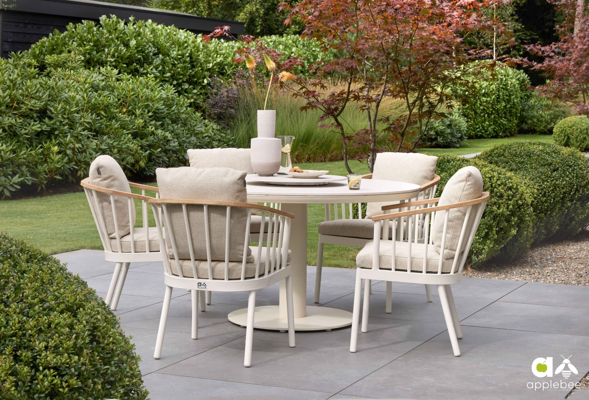 Applebee Melville Dining Set