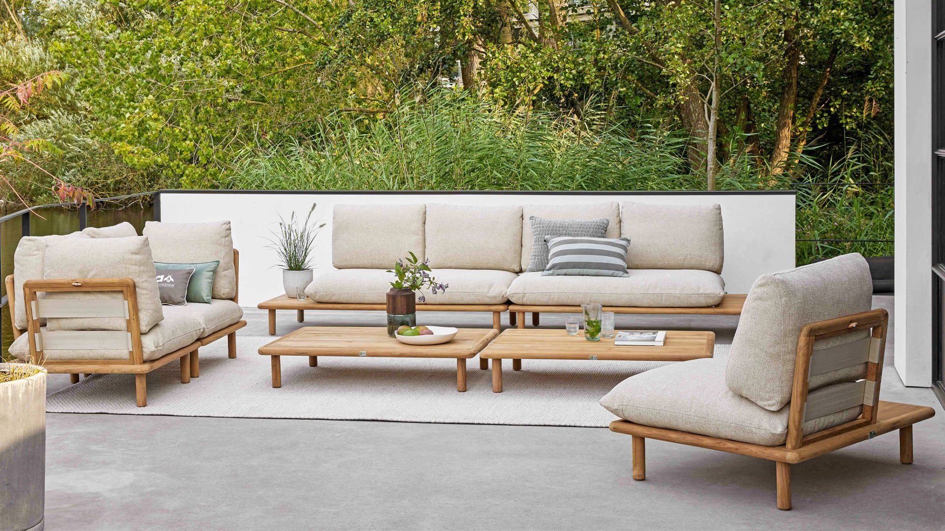 Applebee Sling Lounge Teak Cotton Flower Set